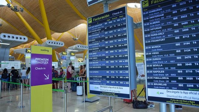 La huelga de controladores aéreos en Francia obliga a cancelar 30 vuelos a Baleares