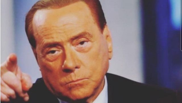 Claudia Majolo cacciata dalle liste M5s, scriveva: Berlusconi amore mio