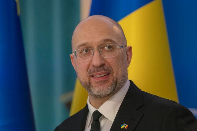 Zelenski l-a propus pe actual premier, Denîs Șmihal, pentru funcția de ministru al Apărării