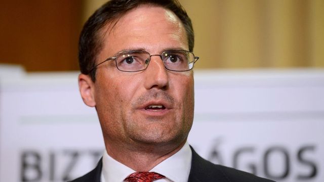 Gyöngyösi Márton megy Brüsszelbe, a Jobbiknak új frakcióvezetője lesz