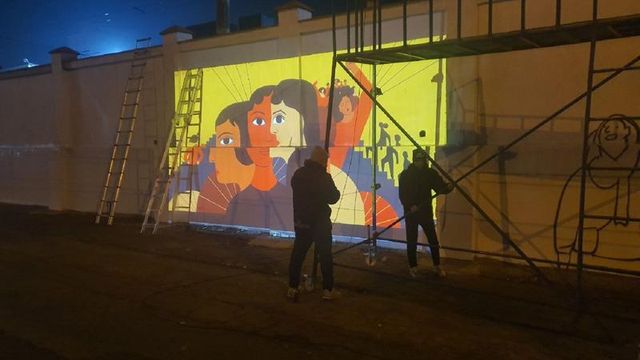 În capitală a apărut o nouă pictură murală cu o lungime de 18 metri