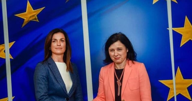 Varga Judit helyrerakta az Európai Bizottság alelnökét