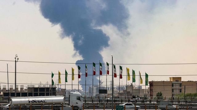 Iran renews missile attacks on Israel, hitting several buildings and wounding dozens of people