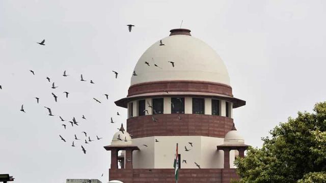 SC pulls up Maharashtra govt for claiming everything fine on migrant workers' issue