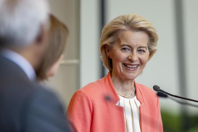 Ryanair, scioperi francesi,von der Leyen agisca o si dimetta