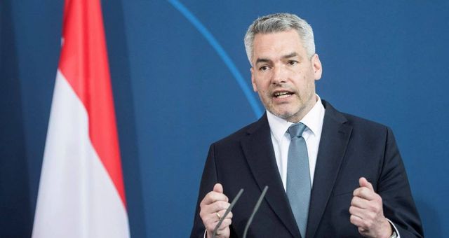 Cancelarul Austriei, după întâlnirile cu Zelenski și Putin: „Ambele părți se pregătesc pentru o luptă intensă și devastatoare”