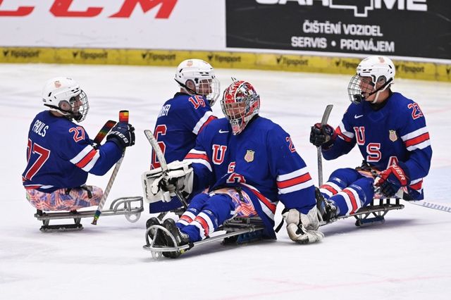 ŽIVĚ: Finále IPH Cupu USA – Kanada. Češi mají bronz