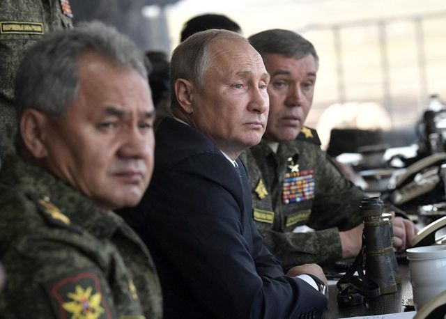 Putin e Lukashenko presiedono le esercitazioni con i missili