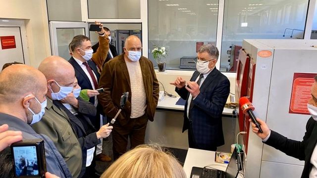 Обсъжда се сутрин магазините да работят само за пенсионерите