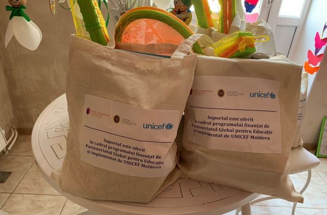 500 de copii vor beneficia de materiale educaționale și echipamente sportive