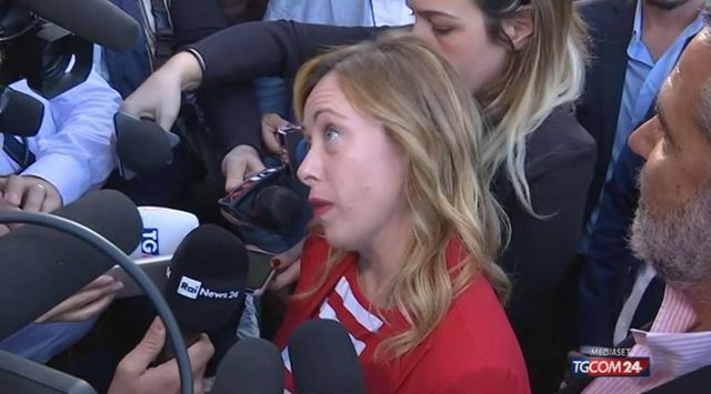 Giorgia Meloni all'attacco delle Sardine: "Dietro di loro c'è il Pd"