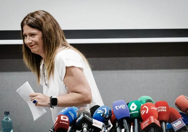 El PP quiere usar hoy la comparecencia de la 'fontanera' para hurgar en la «financiación irregular» del PSOE