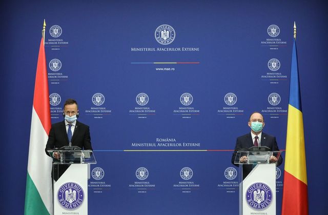Cum a fost primit ministrul ungar de externe Péter Szijjártó la București