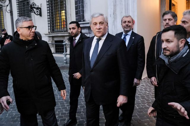 Tajani apre ministeriale G7 con minuto di silenzio per Navalny