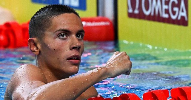 La doar 17 ani, înotătorul român David Popovici a devenit campion mondial la seniori, în proba de 200 metri liber