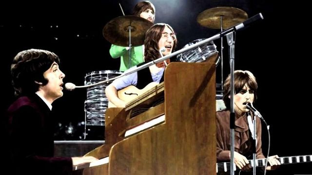 Beatles, il manoscritto di Hey Jude vale una fortuna: battuto all’asta per 910mila dollari