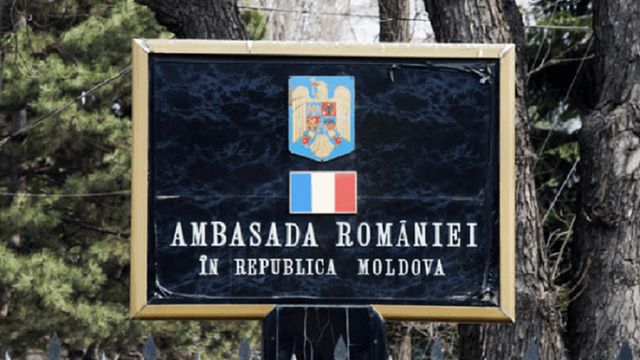 Secția consulară a Ambasadei României reia o parte din serviciile consulare