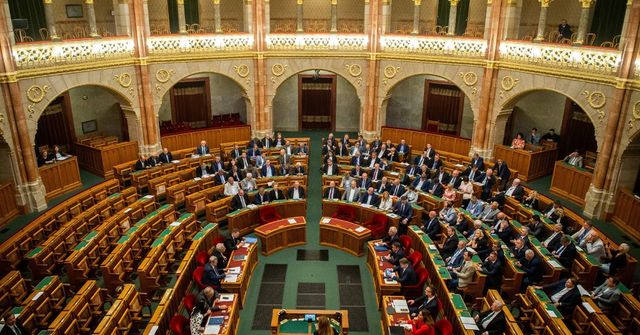 Rendkívüli parlamenti ülést hív össze az ellenzék a svédek NATO-csatlakozásáról