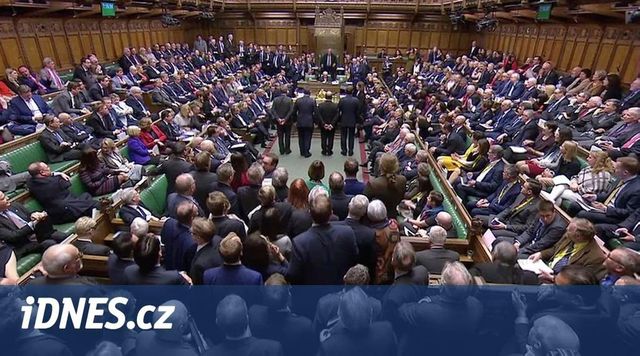 Dolní komora britského parlamentu schválila zákon o brexitu