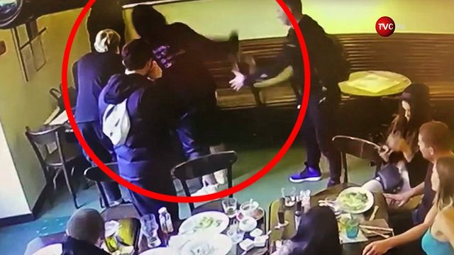 Мать Кокорина обнародовала видео с событиями за минуту до драки в кафе