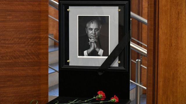 Михаила Горбачева похоронили в Москве
