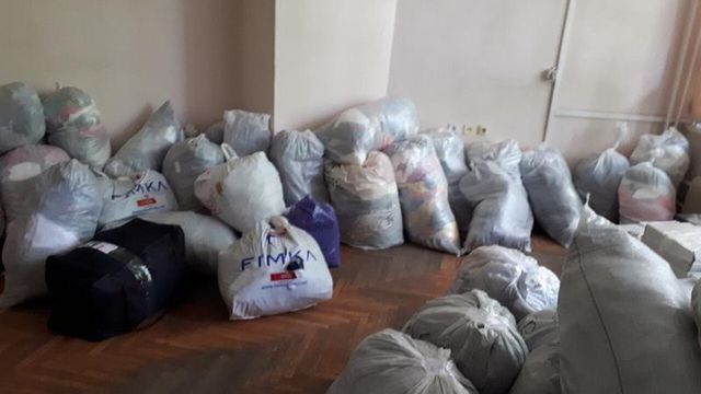 Haine și încălțăminte de contrabandă din Turcia vândute în piețele din Chișinău