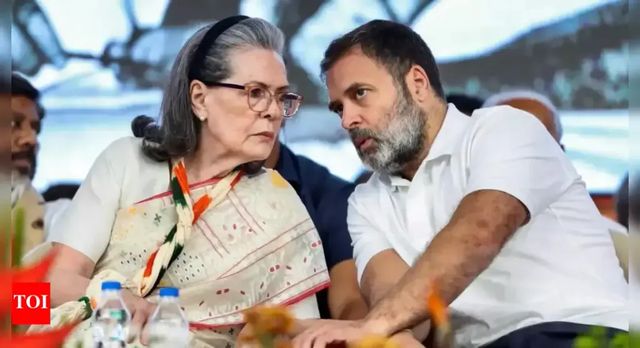 Sonia, Rahul Gandhi Get Delhi Court Notice In National Herald Case