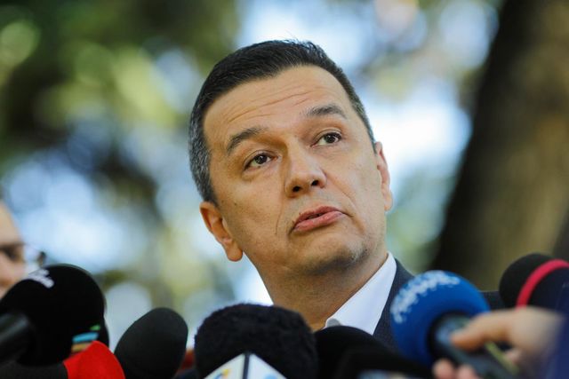 Grindeanu atacă din nou Guvernul, dar spune că PSD nu iese de la guvernare