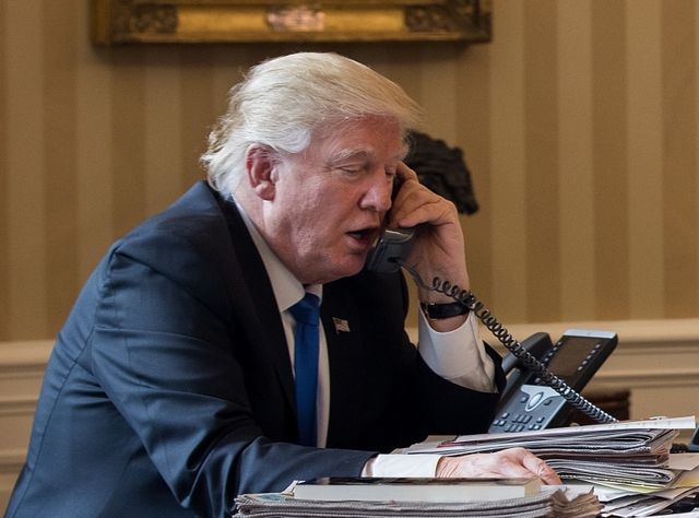 Белый дом сообщил детали разговора Трампа и Зеленского