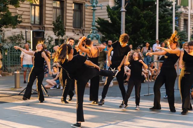 Calea Victoriei devine pietonală în weekend, cu spectacole și dans