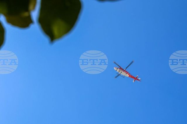 Медицински хеликоптер транспортира родилка с обилна кръвозагуба от Благоевград до София