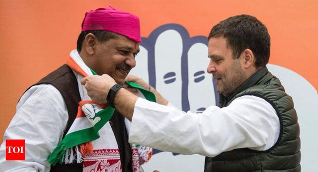 Cricketer-turned-politician Kirti Azad joins Congress