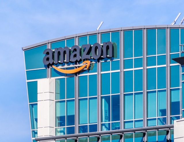 Еврокомисията разследва Amazon за злоупотреба с данни