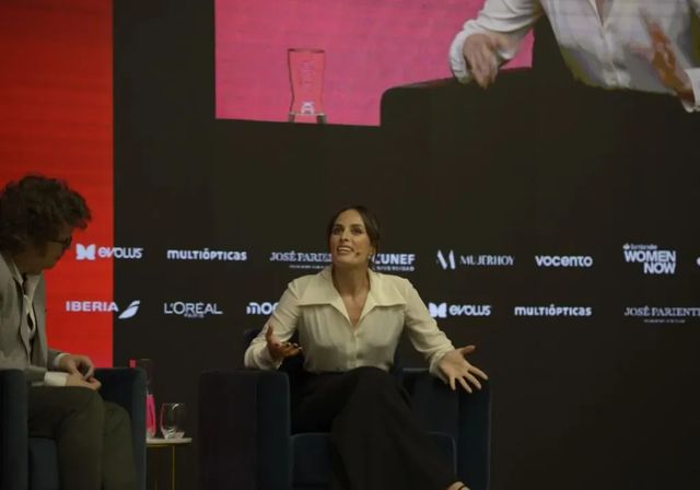 La decisión de Sophie Auster: cambiar de pasaporte como huida