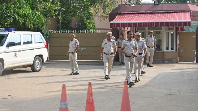 Bomb threat at Delhi Public School in Dwarka, school evacuated