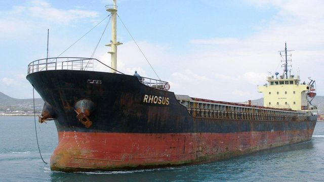 Mandat de arest pe numele proprietarului și căpitanului navei implicate în explozia din portul Beirut