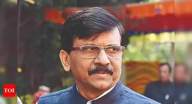 People may seek PM's resignation if woes not resolved: Sanjay Raut