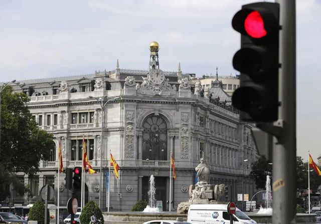 El Banco de España registró en 2024 un récord de reclamaciones bancarias