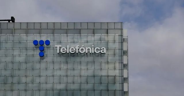 Telefónica investiga un 'hackeo' en Movistar que afecta a datos de clientes