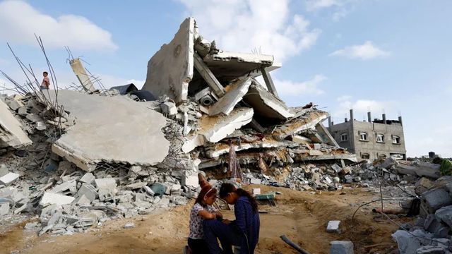 Patru membri de familie ai cetățenilor moldoveni, evacuați din Fîșia Gaza
