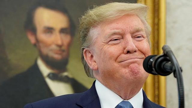 Трамп повысил пошлины на товары из Китая