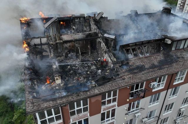Peste 1,2 milioane de lei vor fi alocați pentru construcția unui acoperiș provizoriu blocului de la Durlești, afectat în urma incendiului