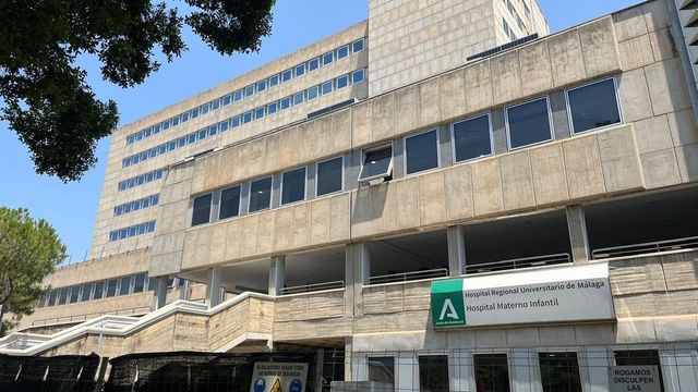 Un bebé de 13 meses, crítico tras ahogarse en la bañera de su casa en Málaga