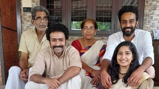 Malayalam actor Shine Tom Chacko injured in road accident; father dies on spot