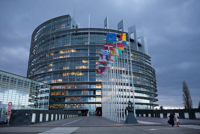 Parlamentul European o susține oficial pe Laura Codruța Kovesi la funcția de procuror-șef european