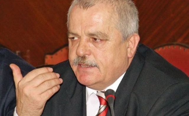 Fostul ministru Decebal Traian Remeș a murit