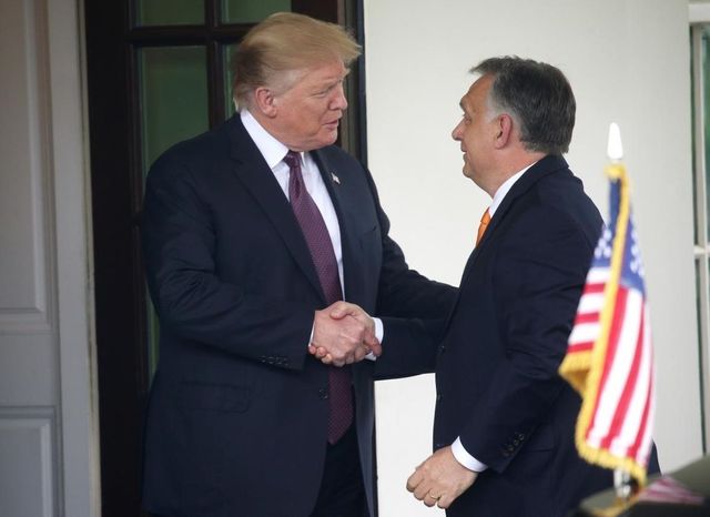 USA mají připraveny sankce proti lidem kolem Orbána, uvedl Wall Street Journal