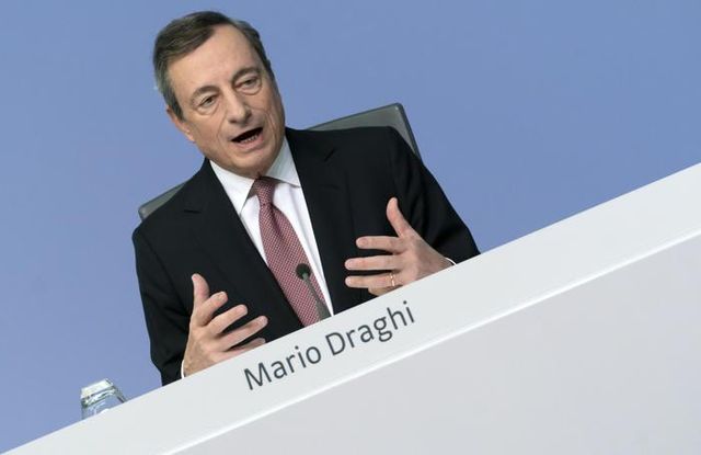 Draghi,Eurozona rallenta più di previsto