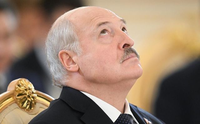 Președintele din Belarus a semnat o lege care îi oferă imunitate pe viață față de anchetarea penală