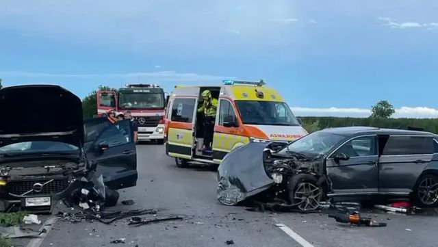 Familie de moldoveni, implicată într-un grav accident rutier în Italia: Copil de 2 ani transportat cu elicopterul la spital